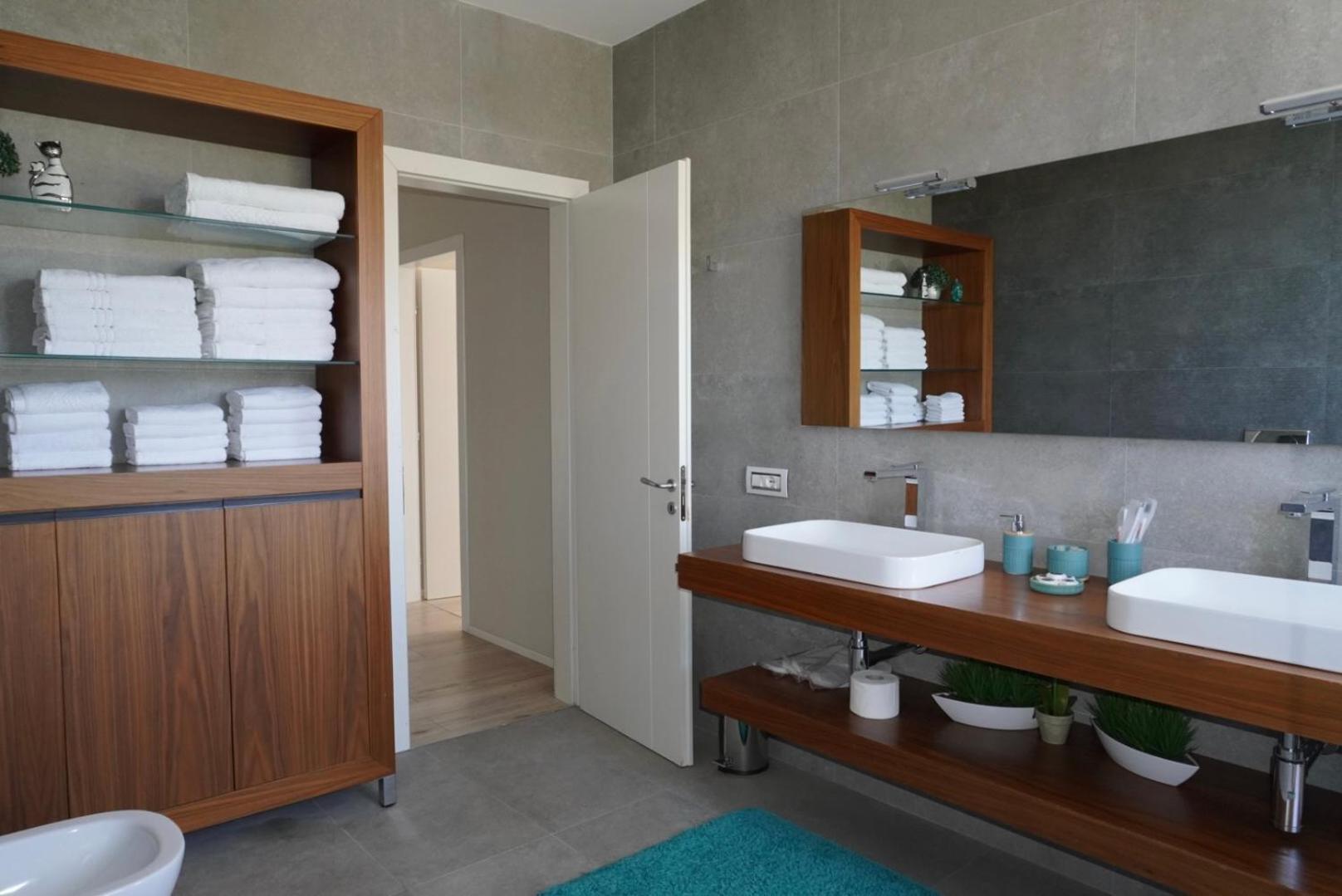 Villa Esmi Durres Kryemëdhej Εξωτερικό φωτογραφία