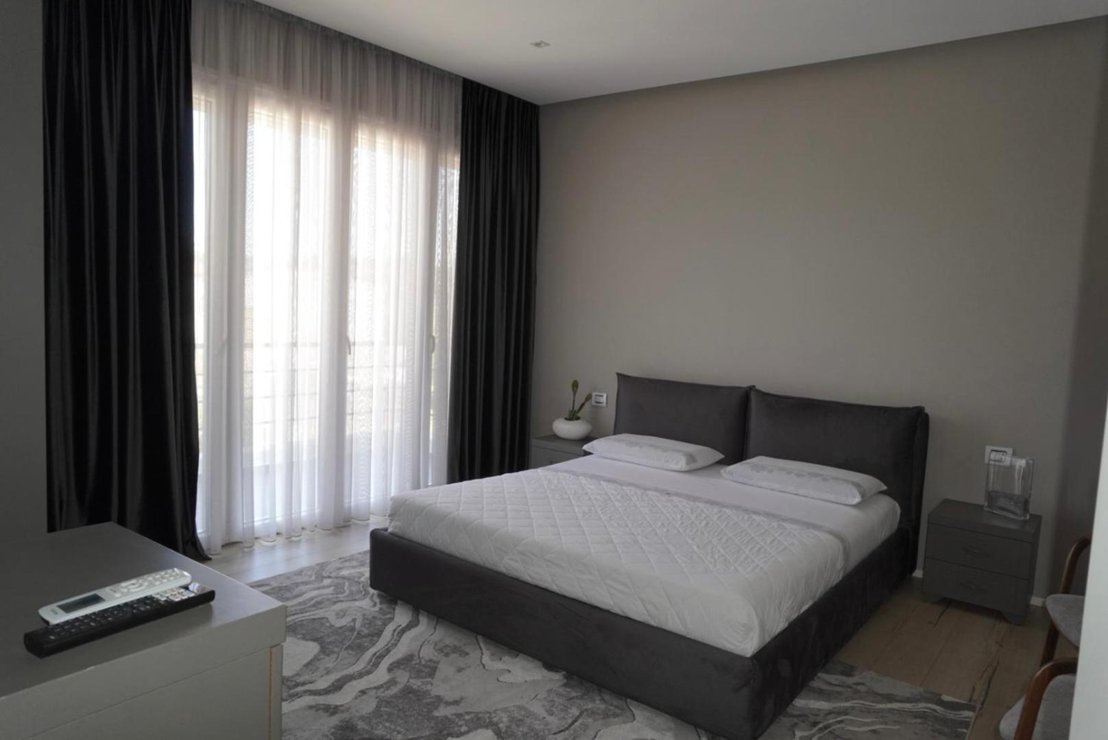 Villa Esmi Durres Kryemëdhej Εξωτερικό φωτογραφία